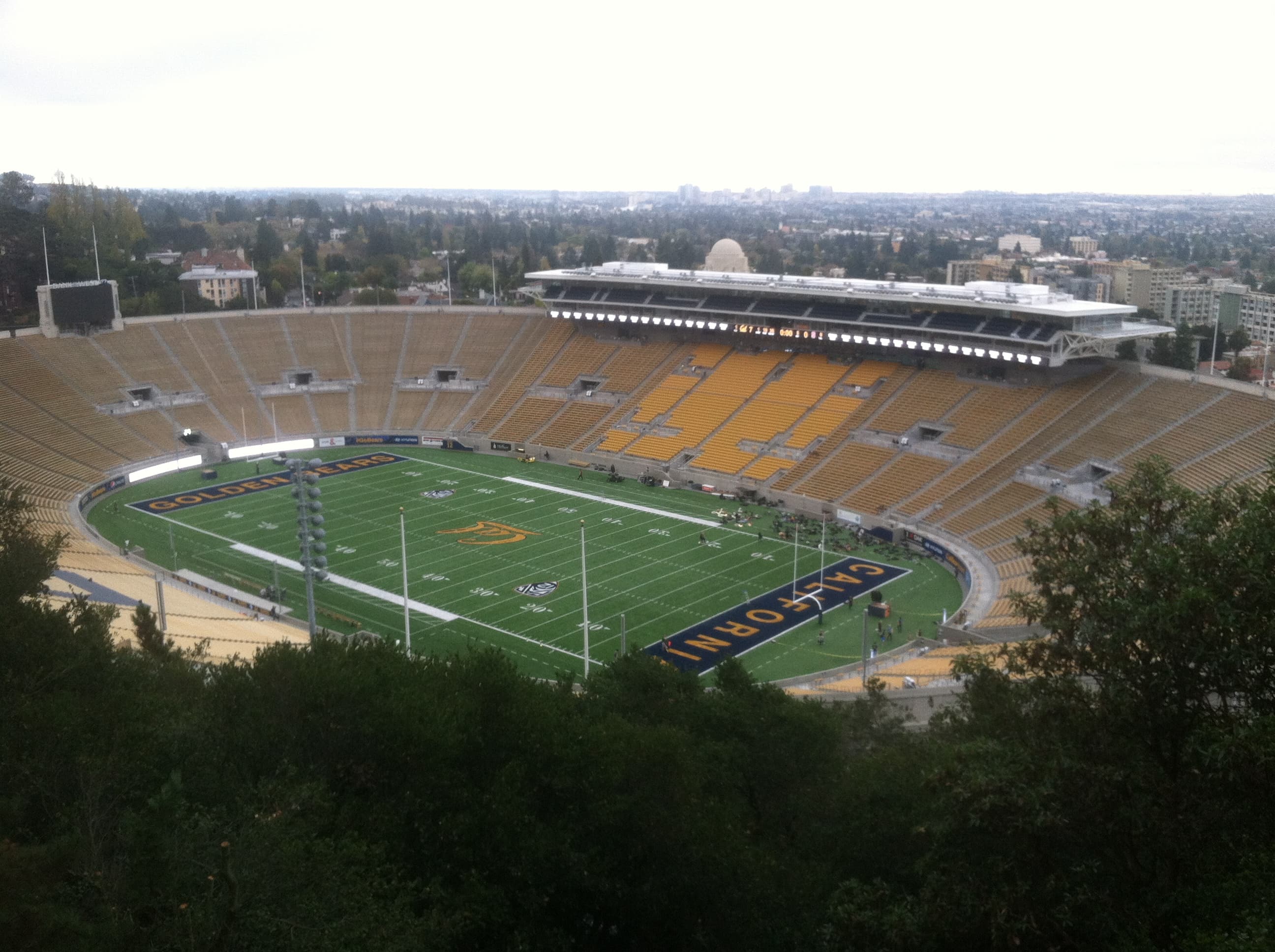 Cal Memorial Stadium